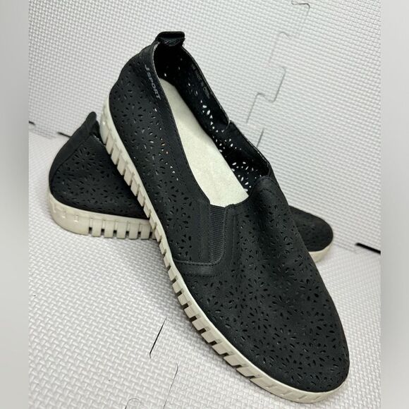 JSport Ladies' Laser Cut Floral Pattern Slip On Shoes BLACK SIZE‎ 9M - Picture 9 of 11
